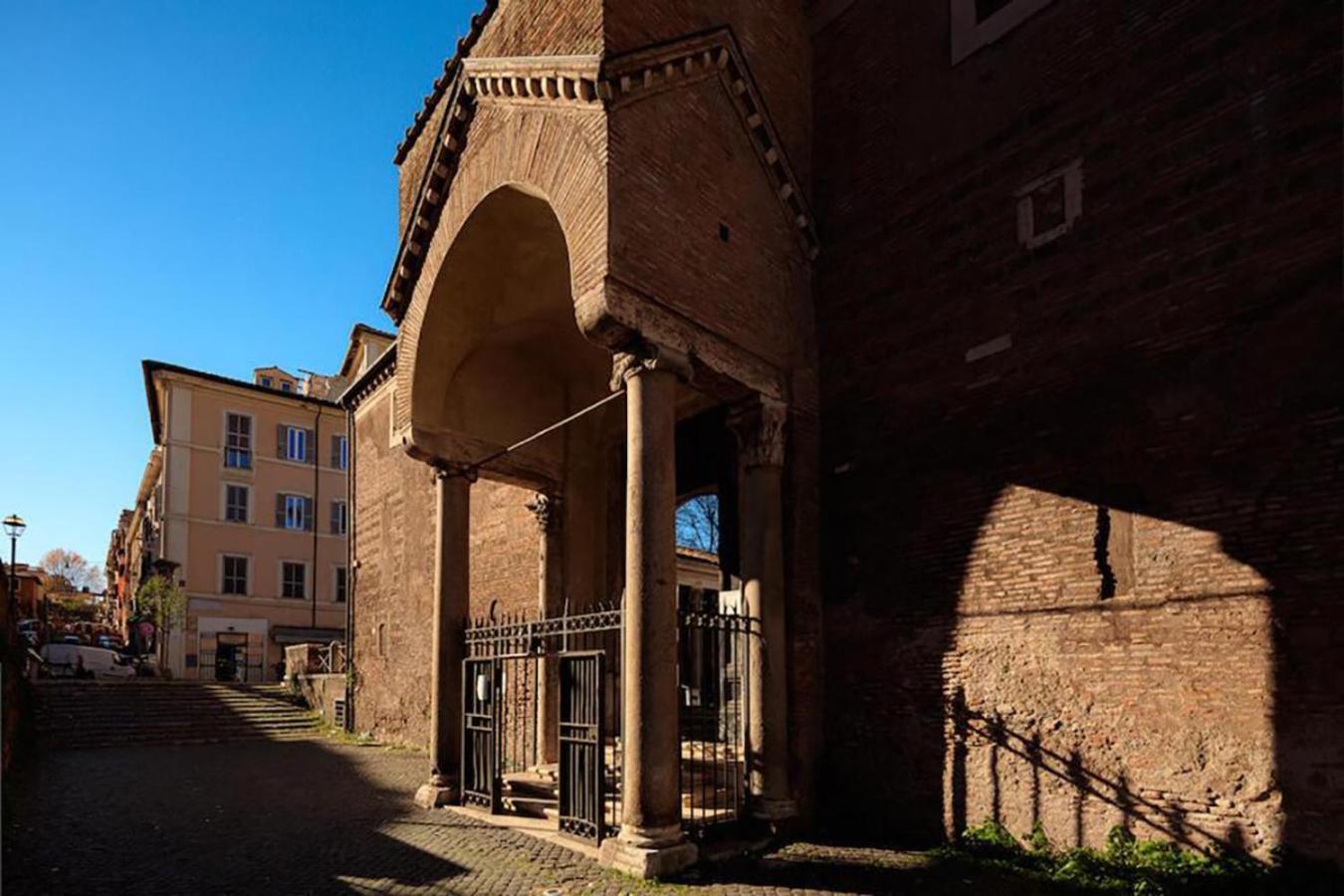 150 M Dal Colosseo - Appartamento Minerva روما المظهر الخارجي الصورة